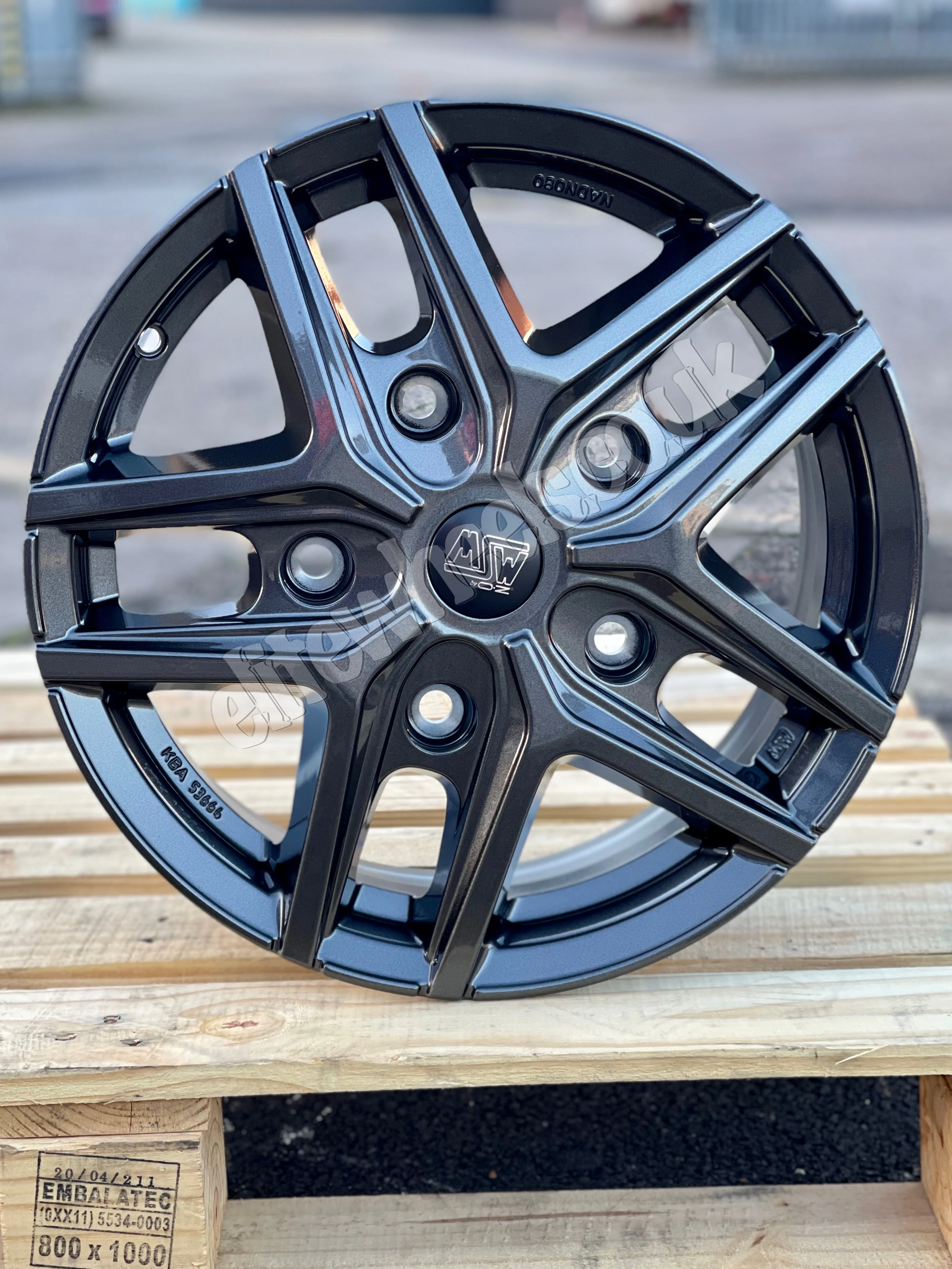 16" Ford Transit LWB MSW 40 Gunmetal Alloy Wheel - Image 3