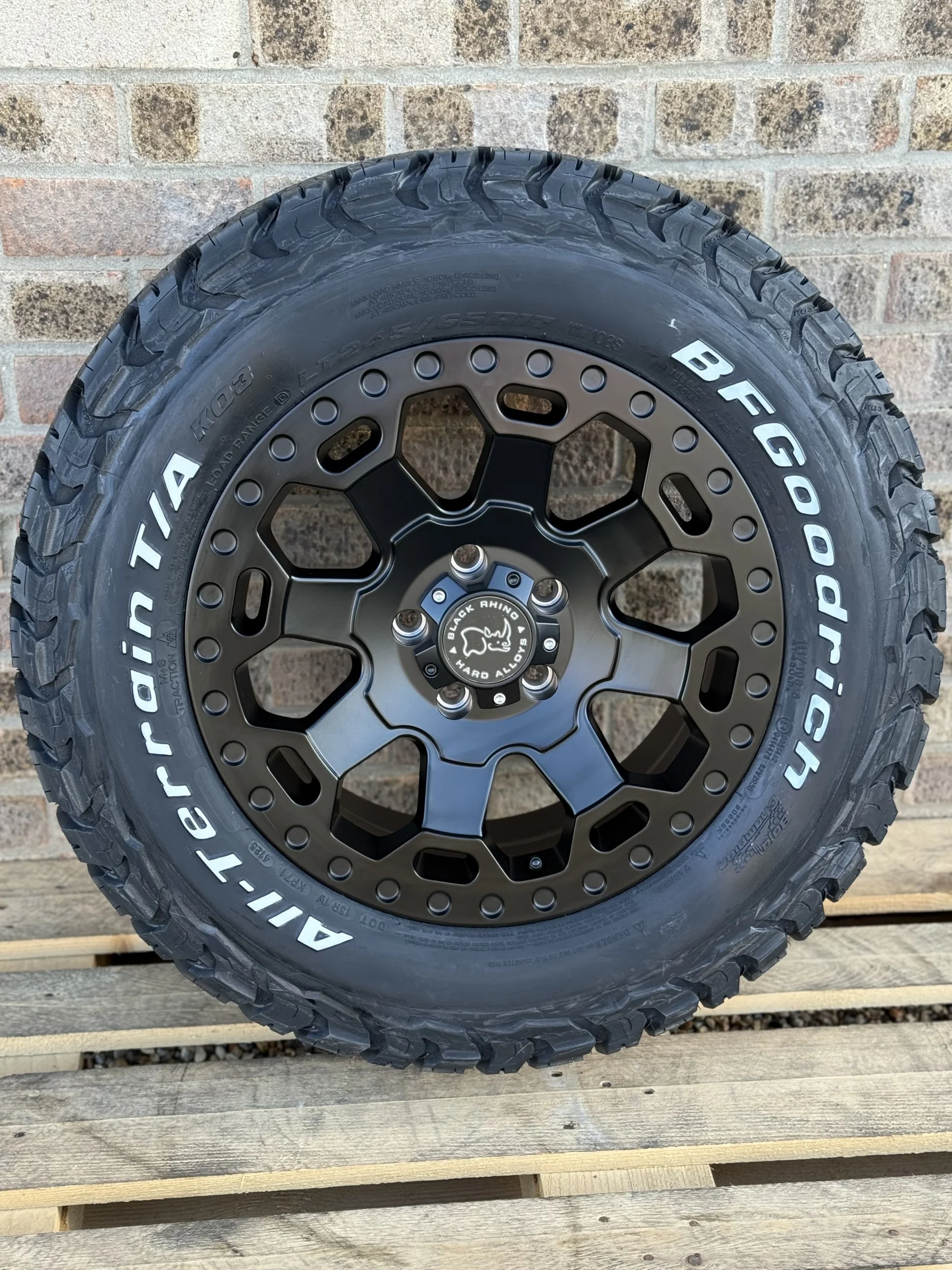 17" Volkswagen Crafter MAN TGE Black Rhino Warlord Midnight Black Alloy Wheels and BFG KO3 Tyres - Image 3