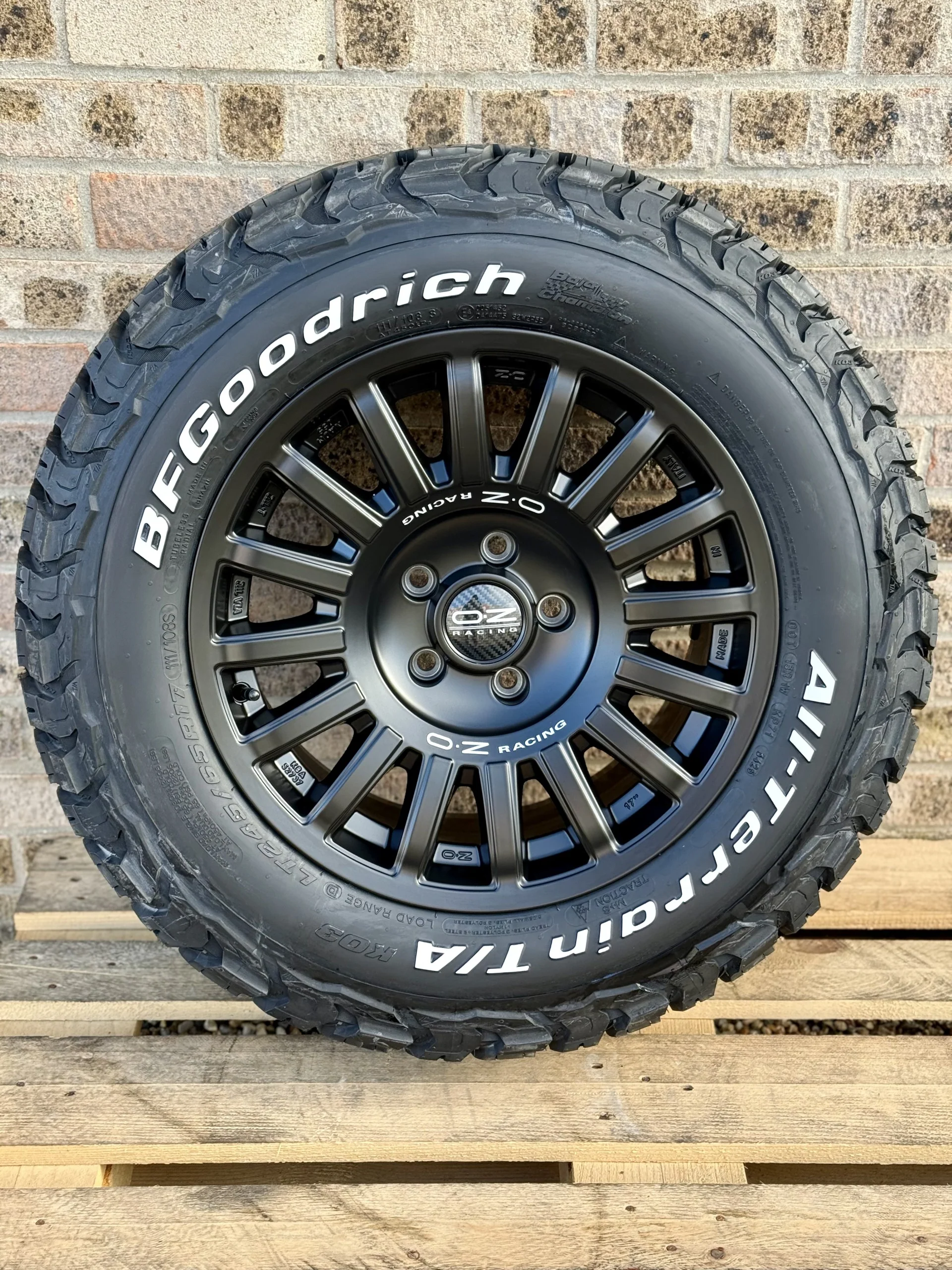17" Volkswagen Crafter MAN TGE OZ Rally Raid Matt Black Alloy Wheels And BFG KO3 Tyres - Image 2