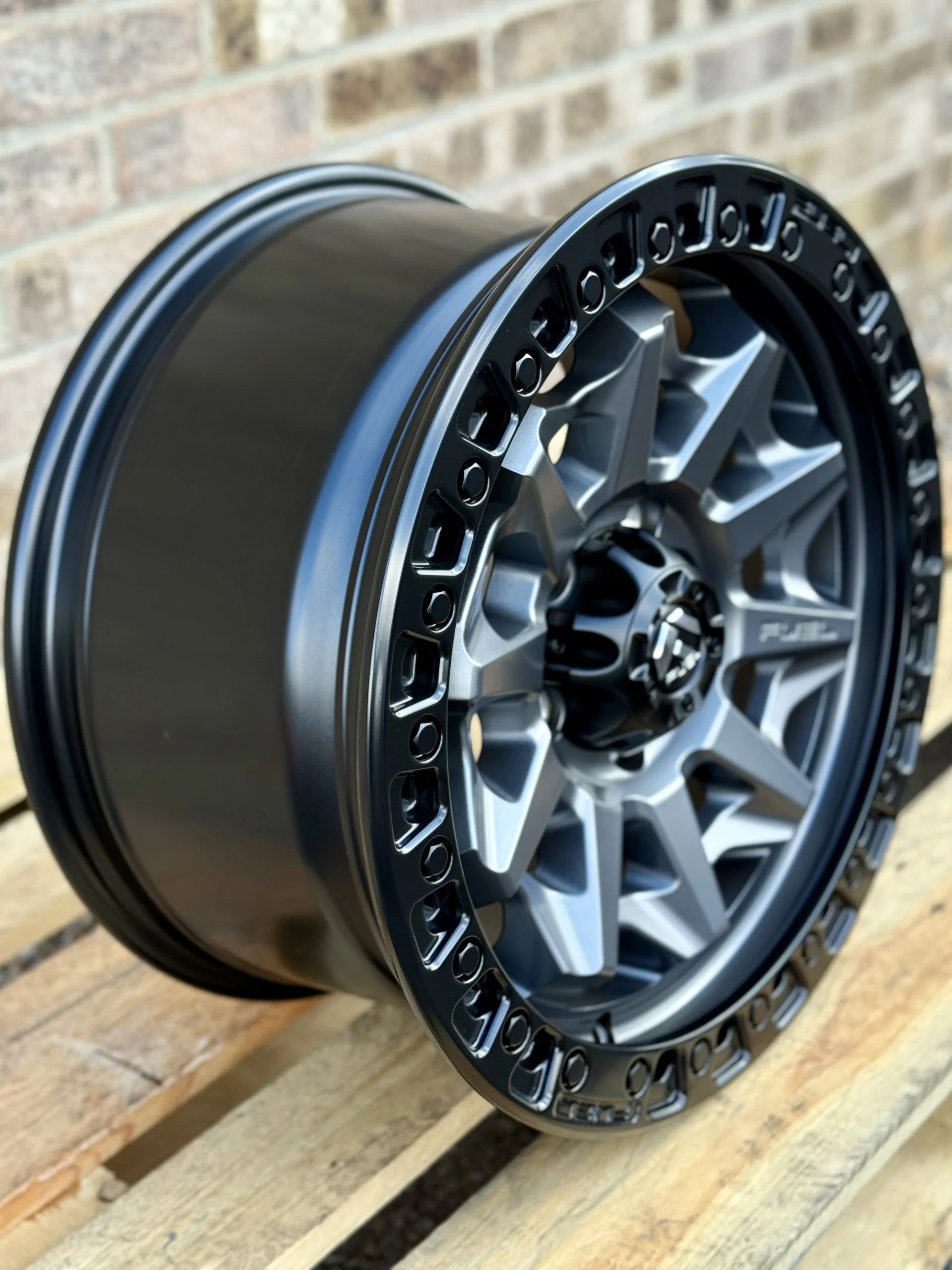 17" Volkswagen Transporter Fuel Covert Matt Grey Alloy Whees - Image 3
