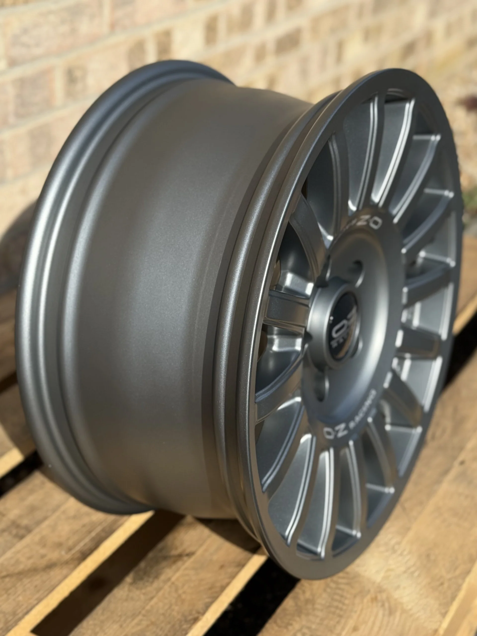 17" Volkswagen Transporter OZ Rally Raid Matt Graphite Alloy Wheels - Image 3