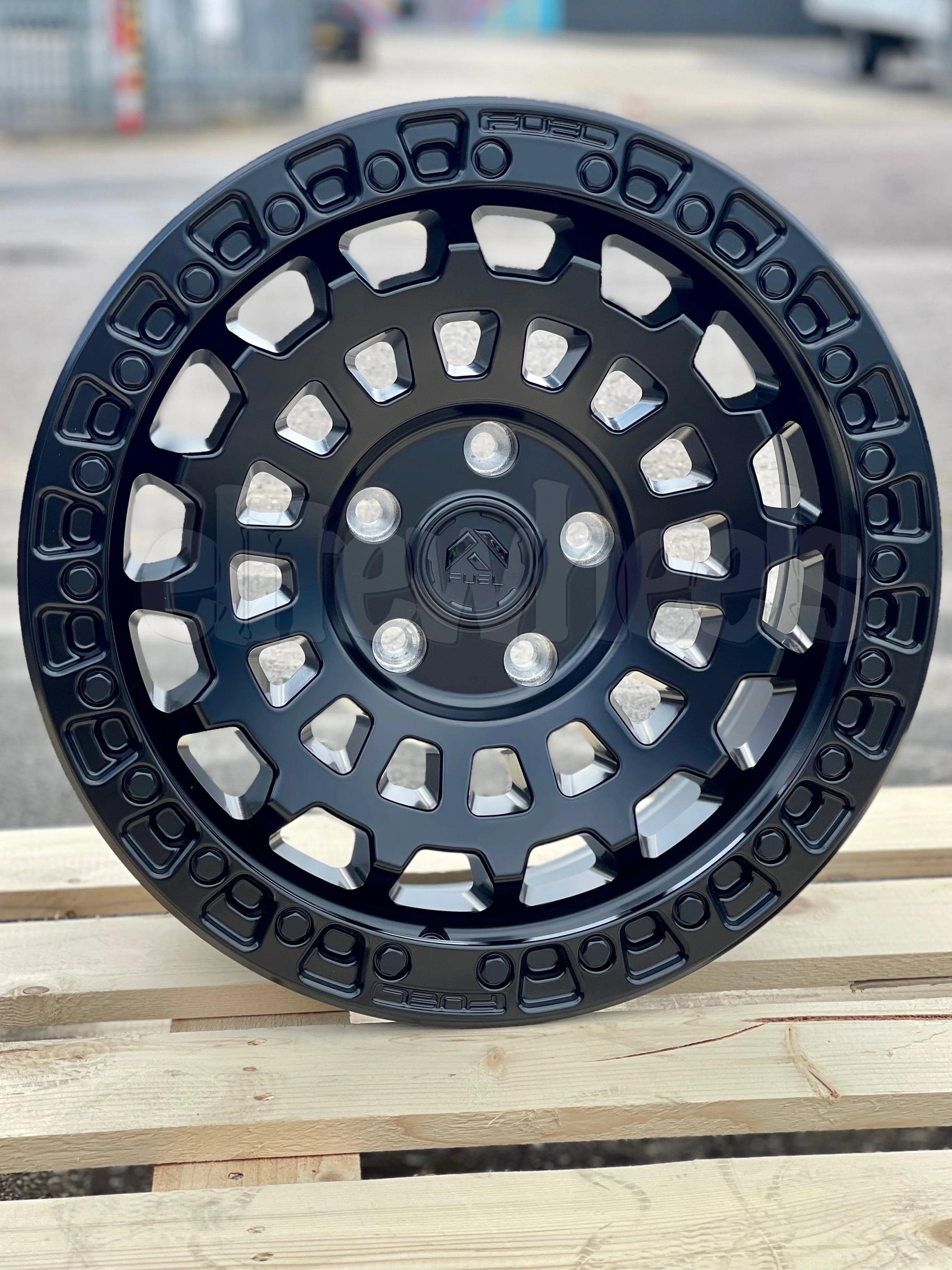 17" Volkswagen Transporter Fuel Zephyr Black Alloy Wheels - Image 4