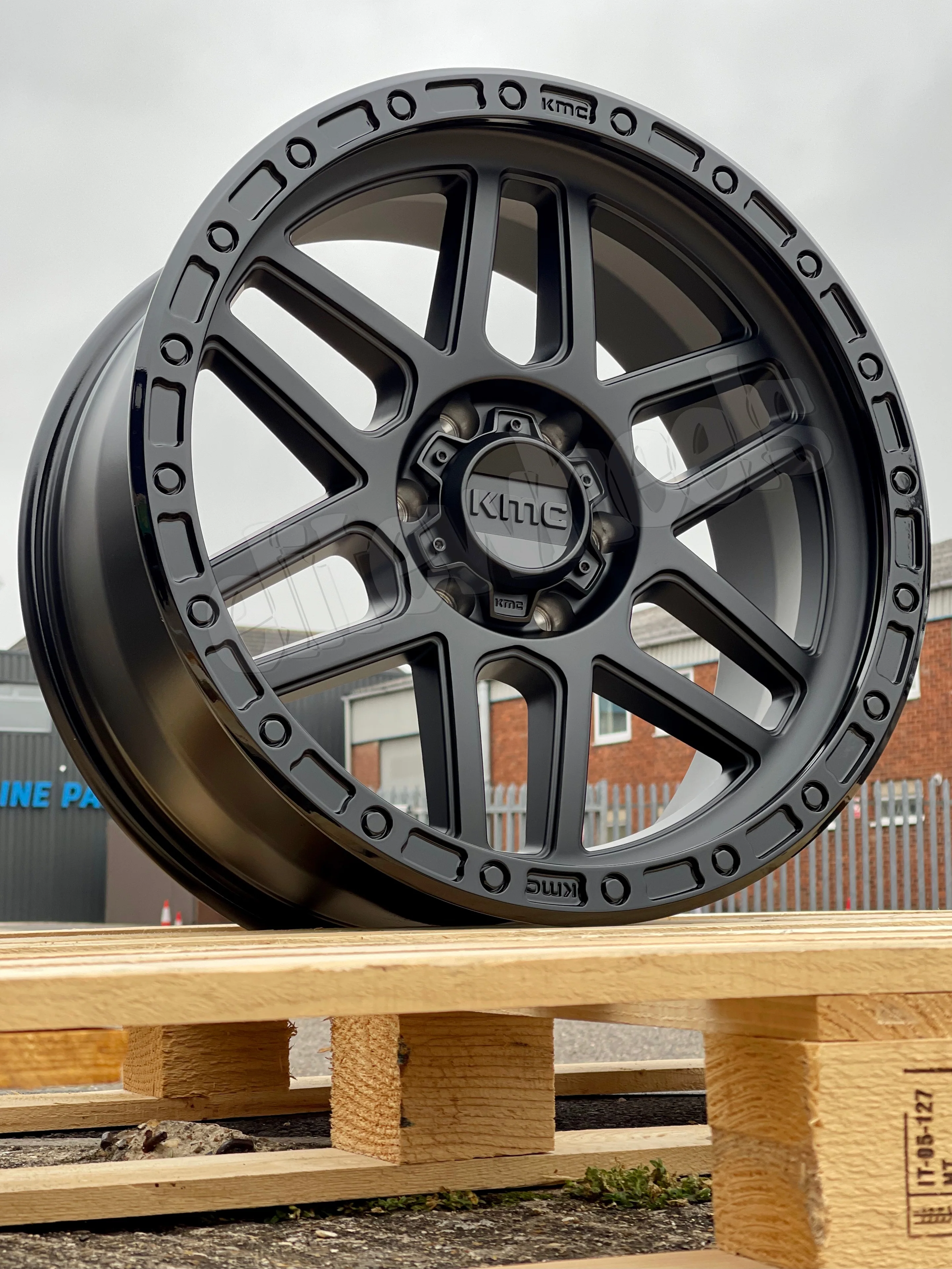 20" Mercedes X Class Nissan Navarra KM544 Mesa - Image 4