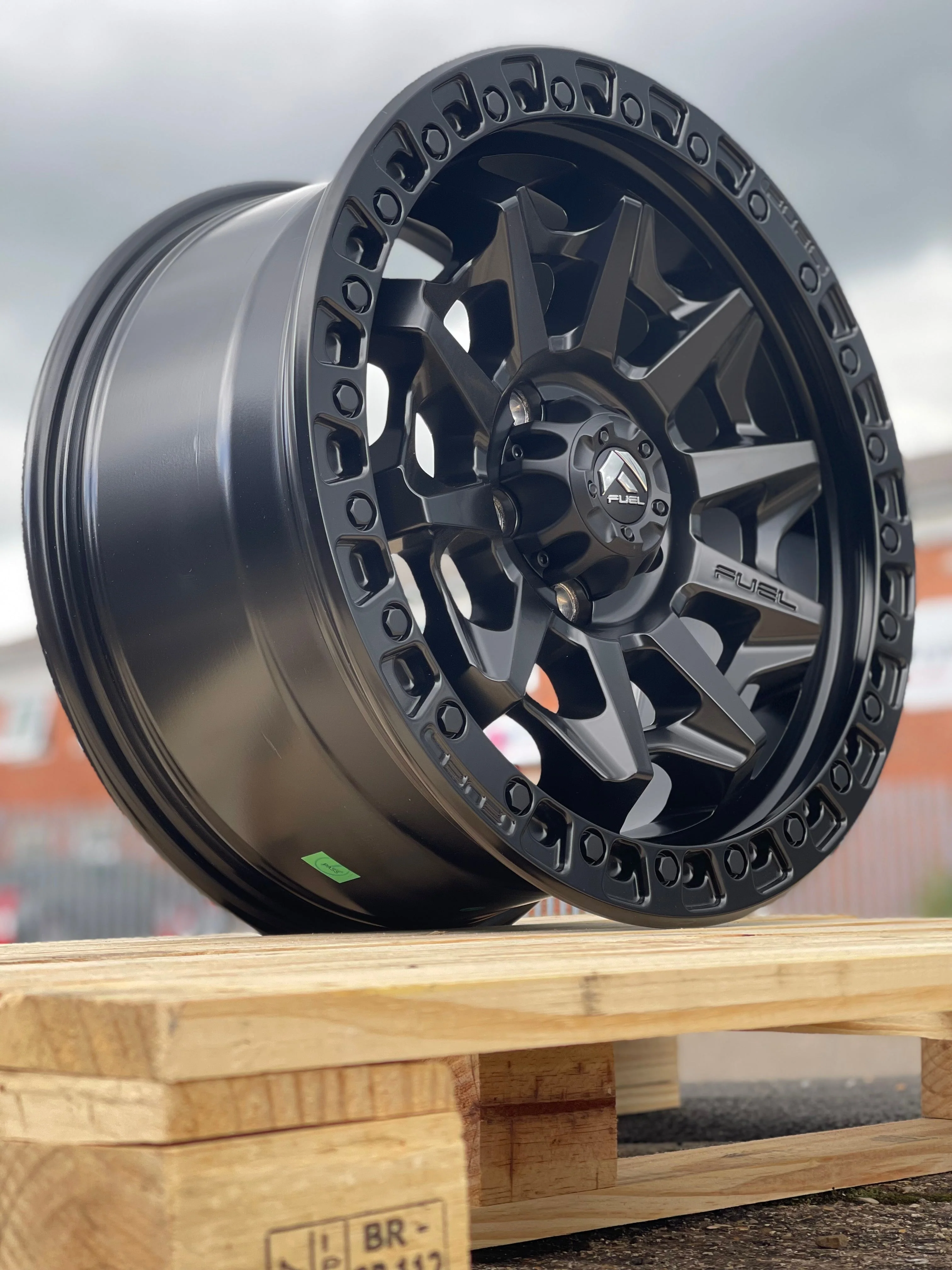 20" Toyota Hilux Fuel Covert Alloy Wheels - Image 4