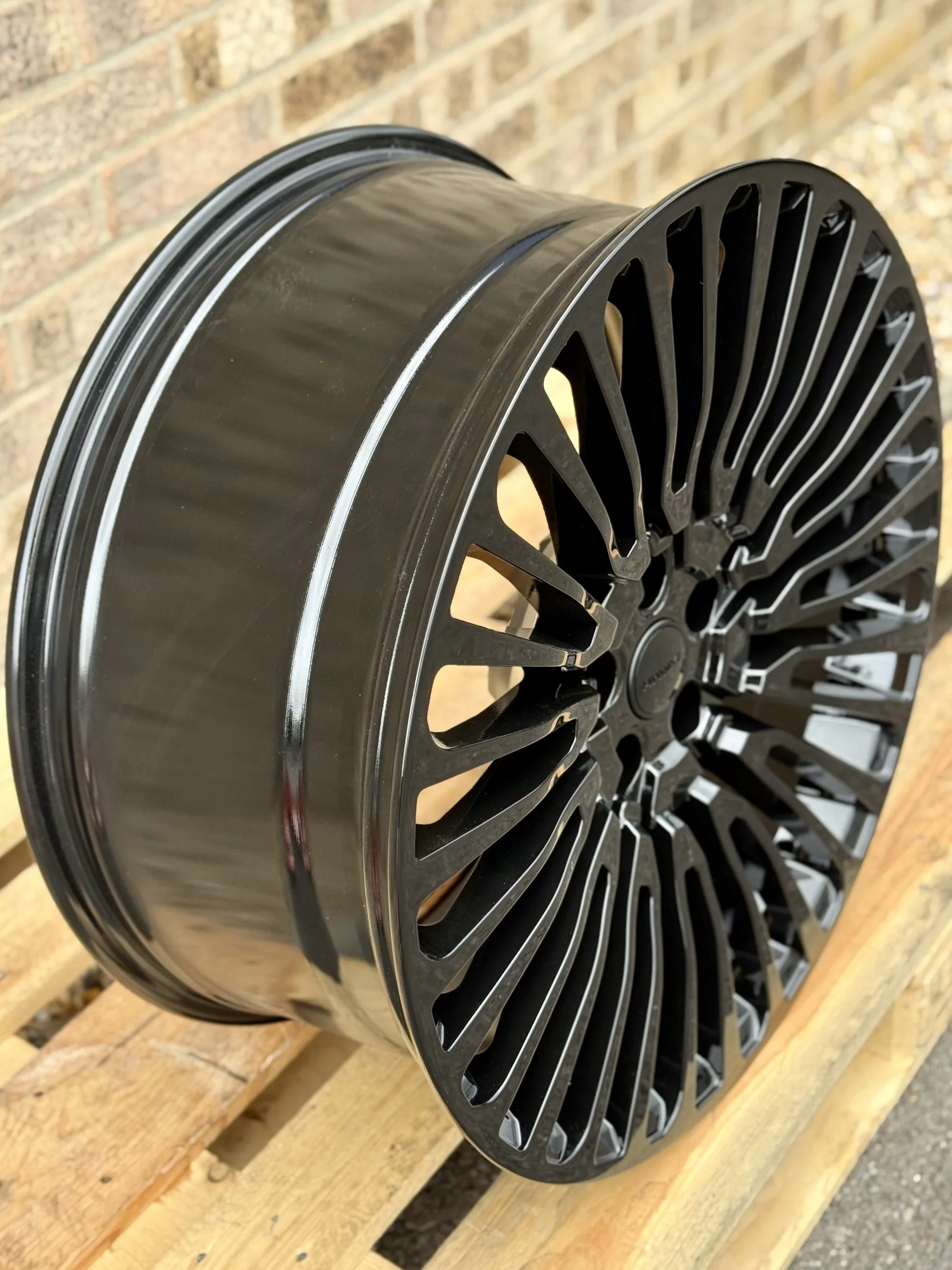 22" Land Rover Defender L663 Hawke Sentry Alloy Wheels - Image 3