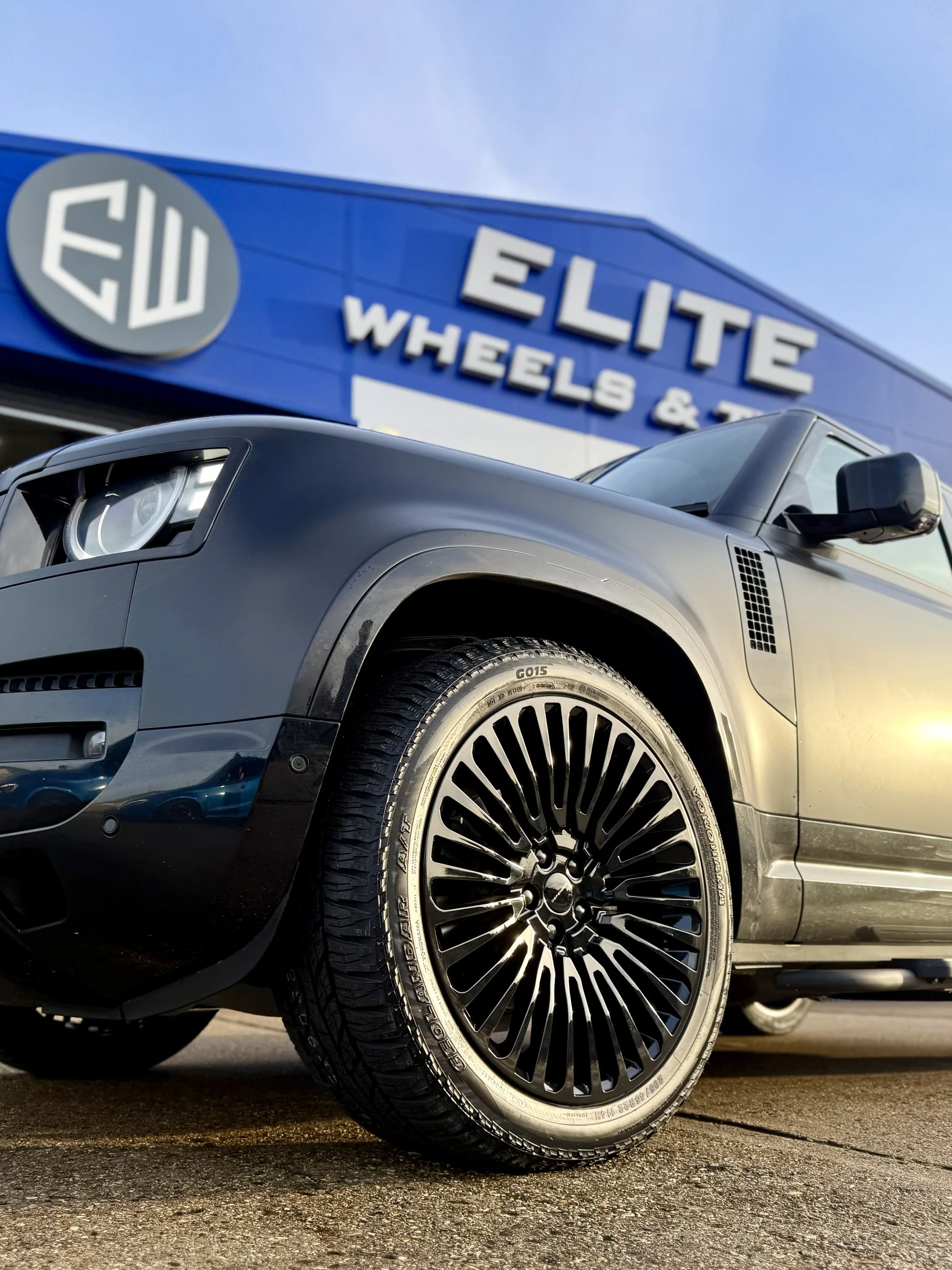22" Land Rover Defender L663 Hawke Sentry Alloy Wheels - Image 5