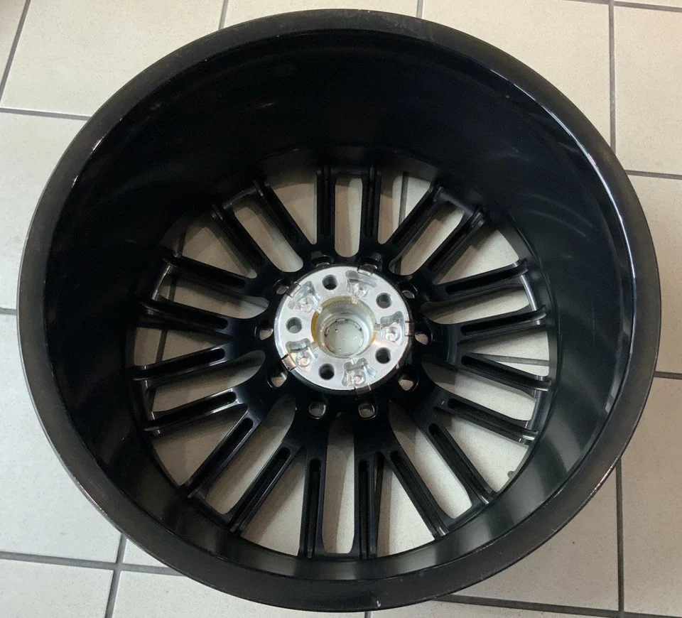 23" GENUINE ROVER SPORT L461  SV STYLE 1084 ALLOY WHEEL BRAND NEW - Image 4