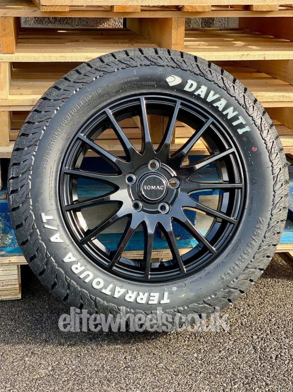 Ford Transit Connect 16" Romac Pulse Alloy Wheels and All Terrain Tyres - Image 3