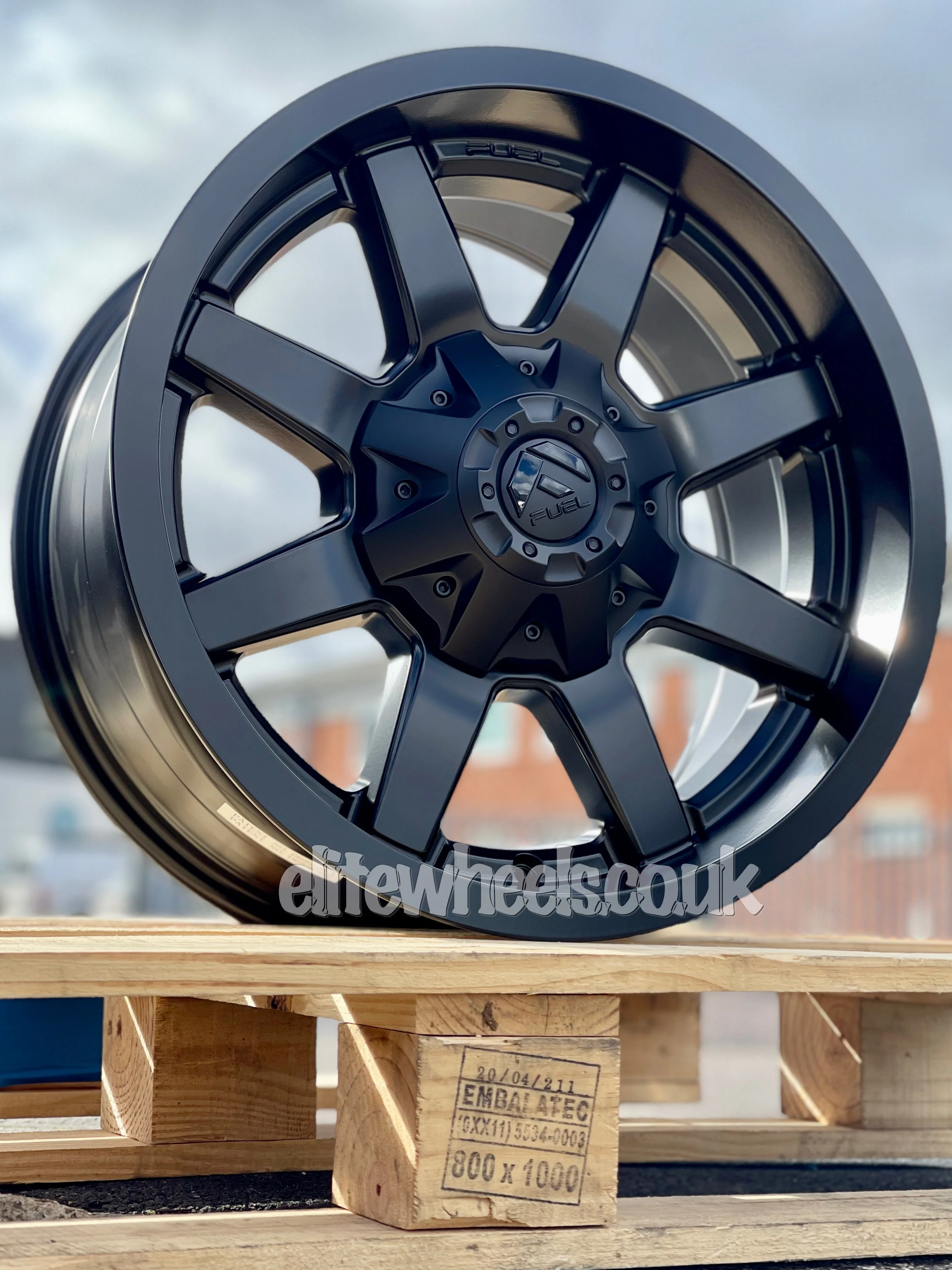 18" Toyota Hi Lux Fuel Maverick - Image 4