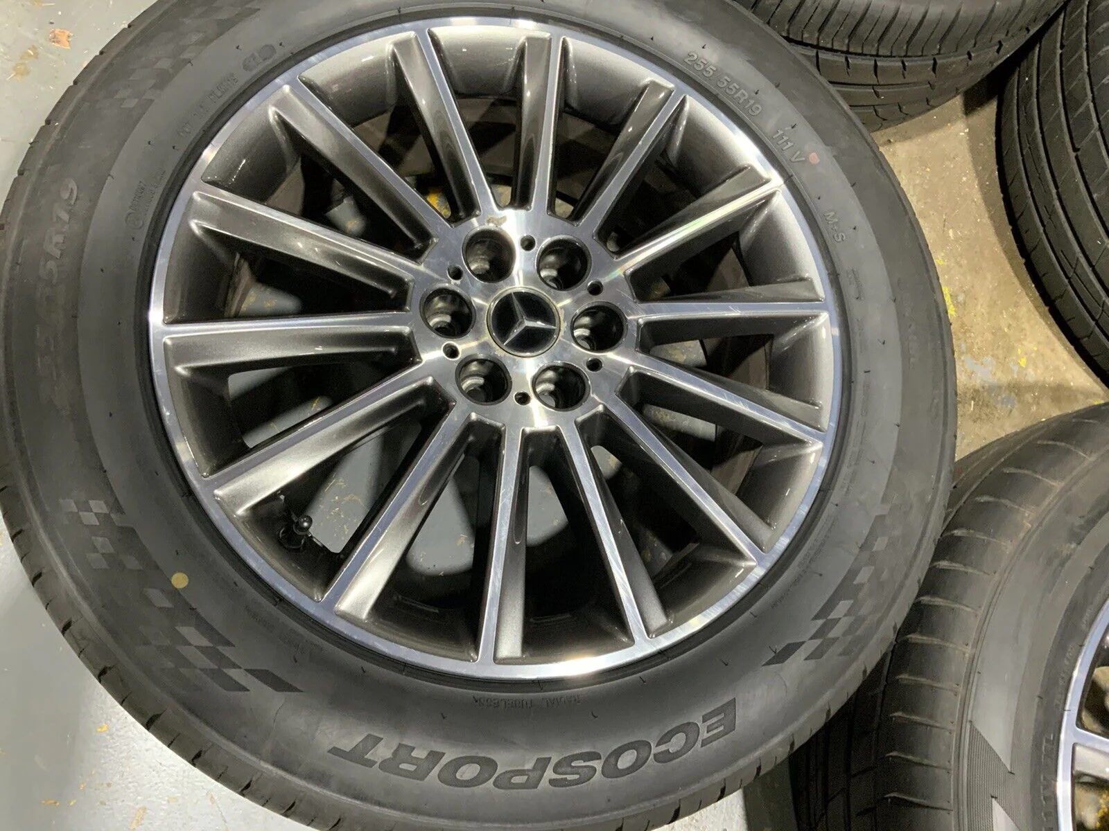 GENUINE MERCEDES X CLASS 19" ALLOY WHEELS & TYRES WILL ONLY FIT X CLASS - Image 7