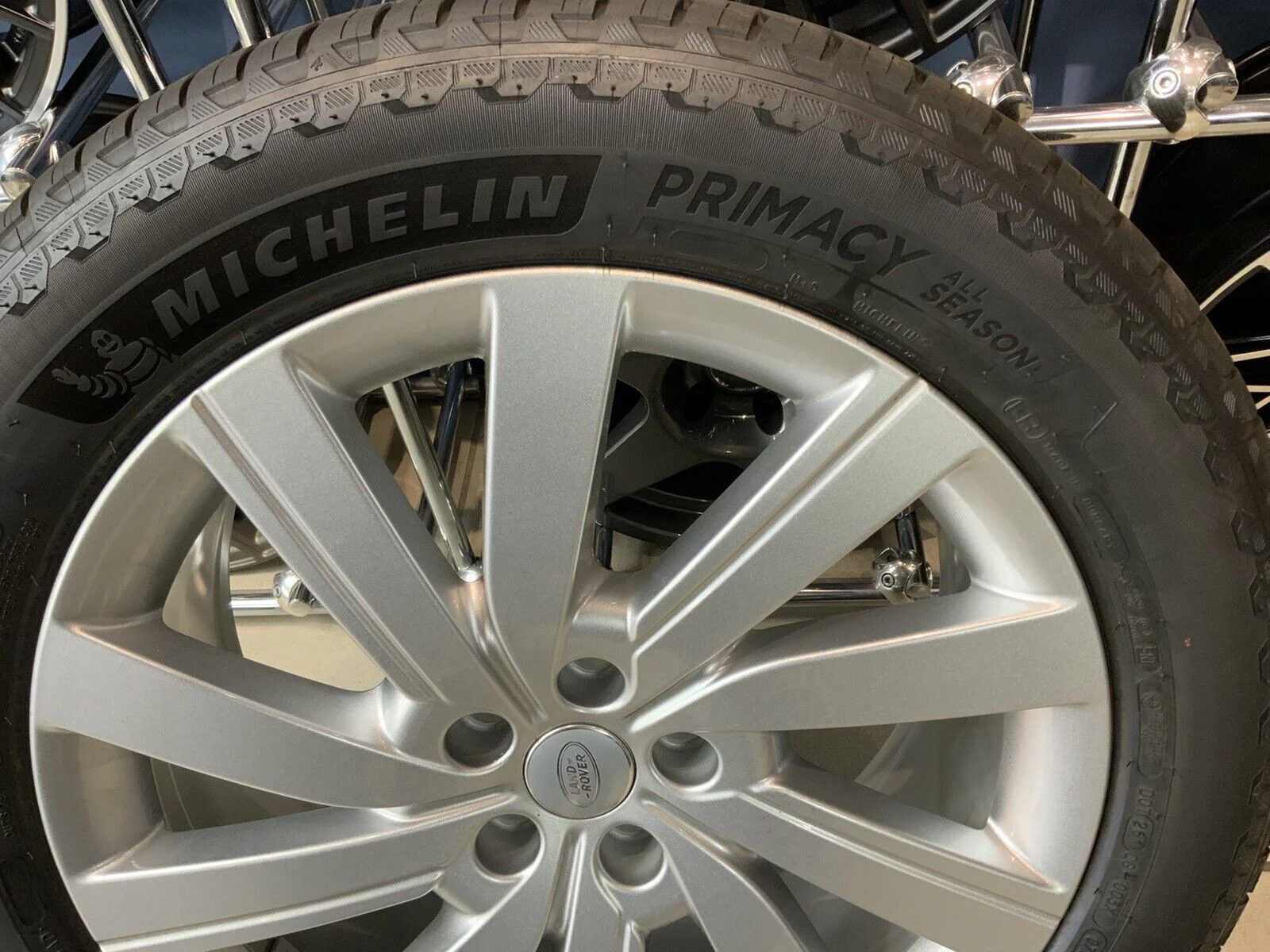 GENUINE RANGE ROVER  L460 21" STYLE 5112 ALLOY WHEELS & TYRES - Image 10