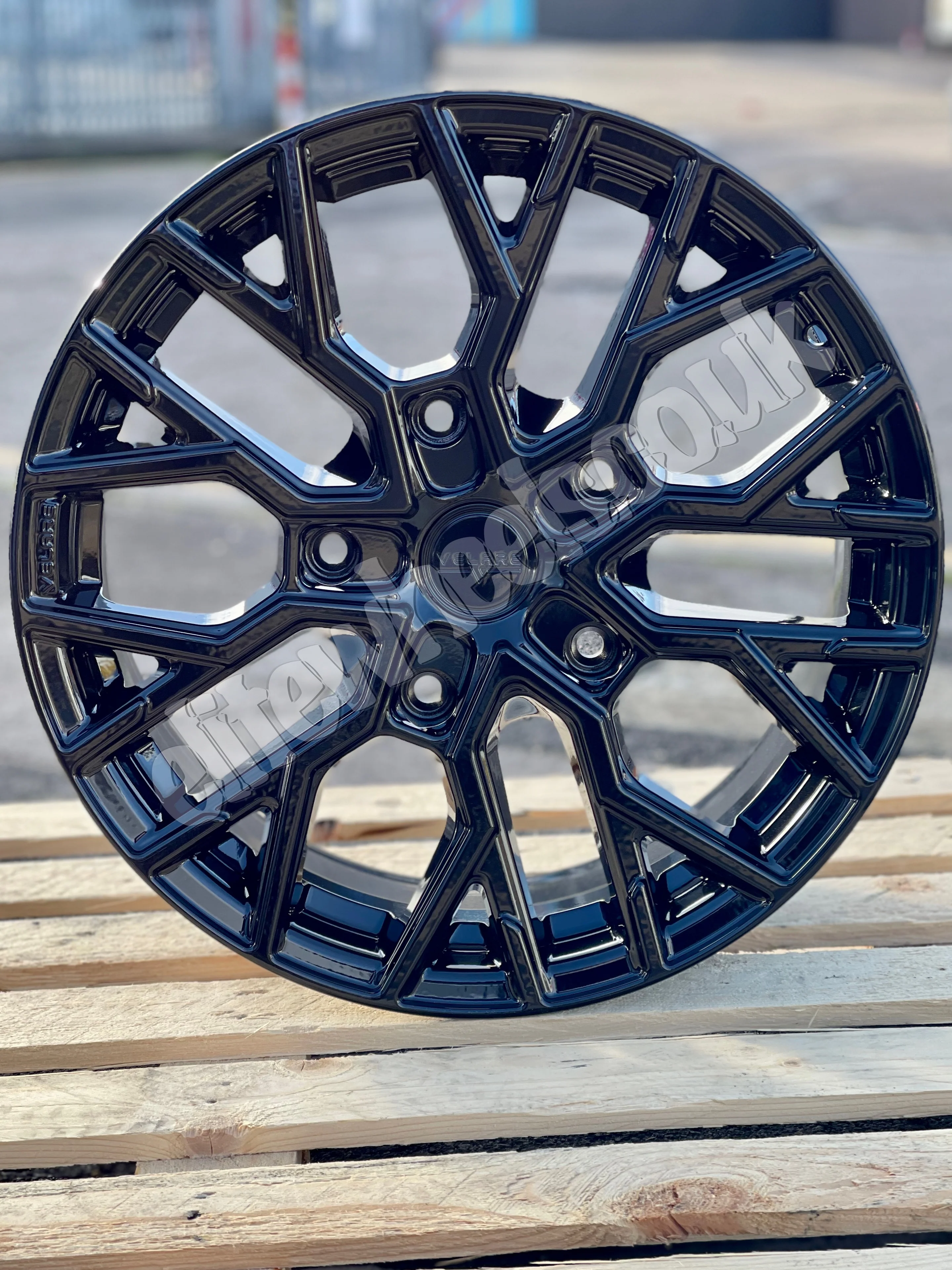 20" Ford Transit Custom Velare VLR-T Gloss Black Alloy Wheels - Image 2