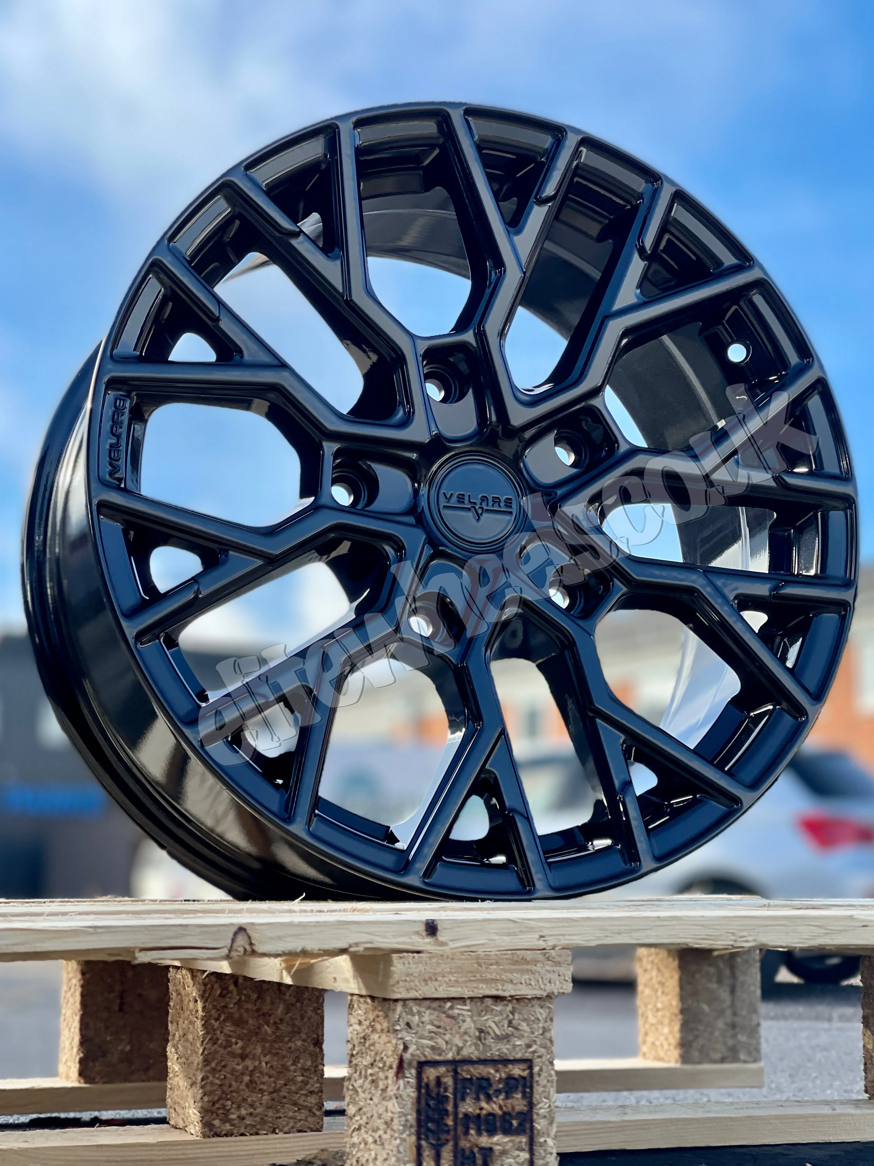 20" Ford Transit Custom Velare VLR-T Gloss Black Alloy Wheels - Image 4