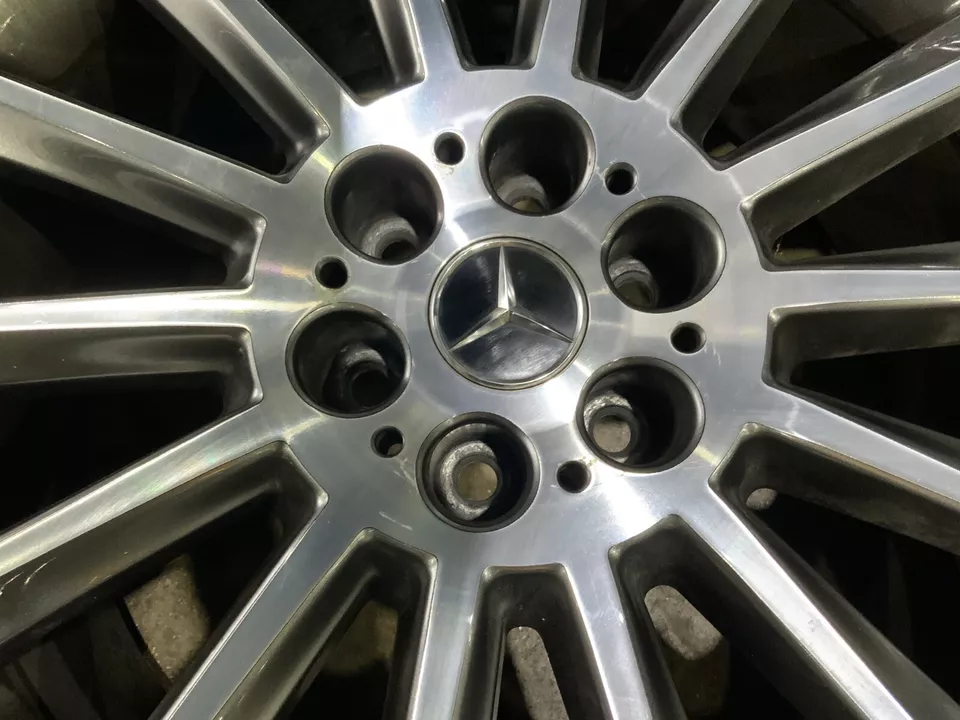 GENUINE MERCEDES X CLASS 19" ALLOY WHEELS & TYRES WILL WILL ALSO FIT NISSAN NAVARA - Image 6