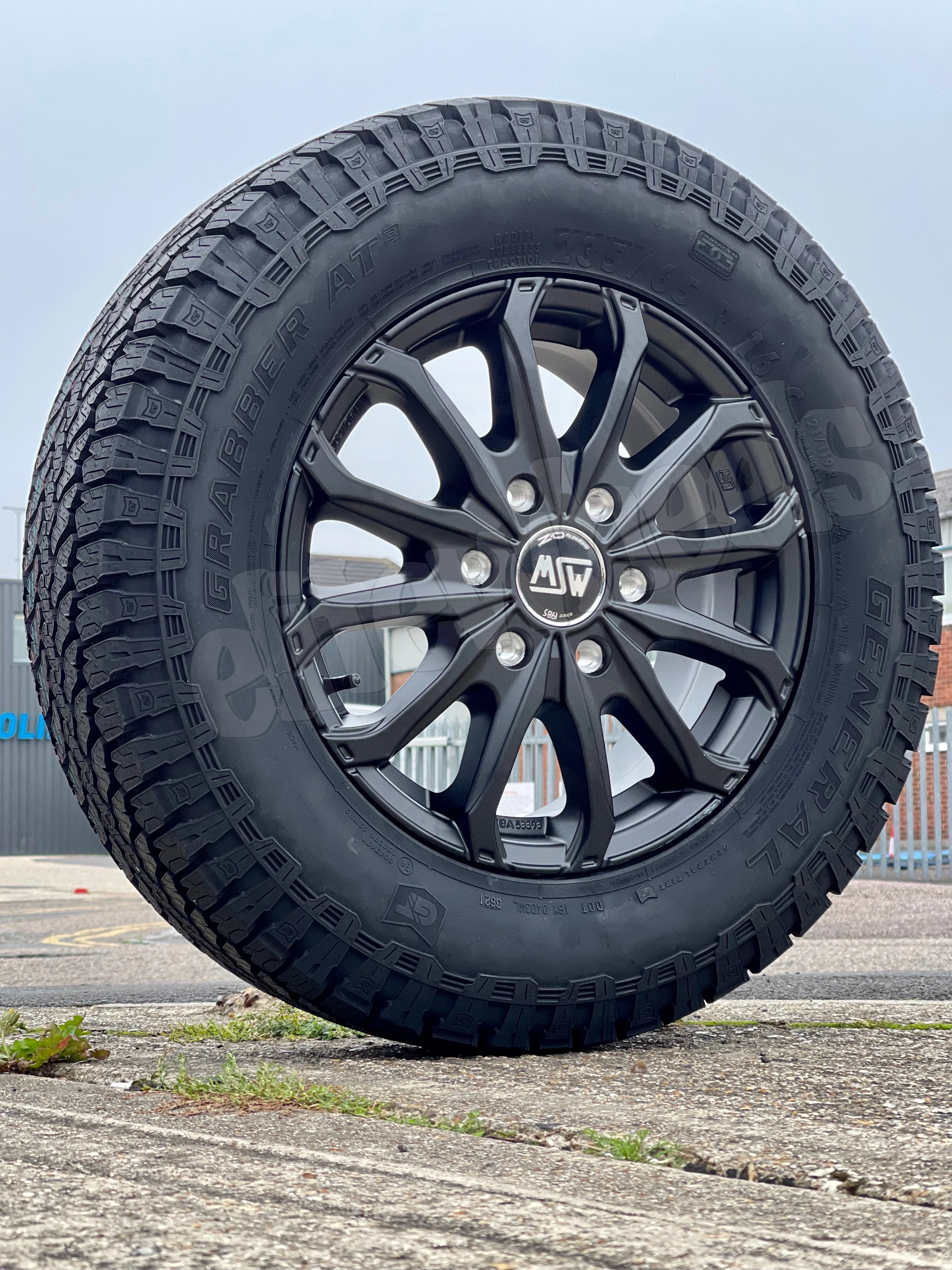 16" Mercedes Sprinter Volkswagen Crafter MSW 48 General AT3 Package - Image 4
