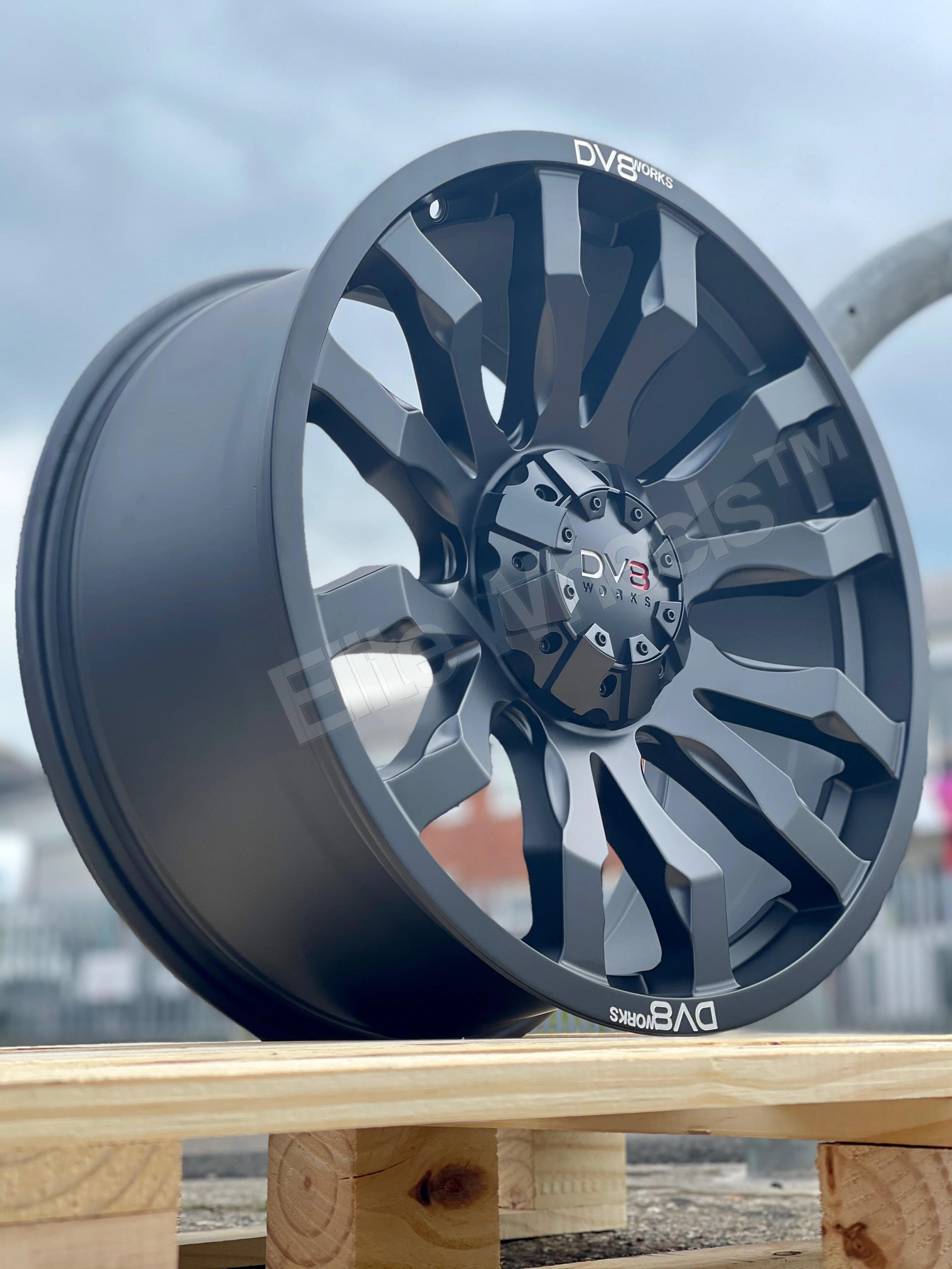 20" Toyota Hilux DV8 Edge - Image 5