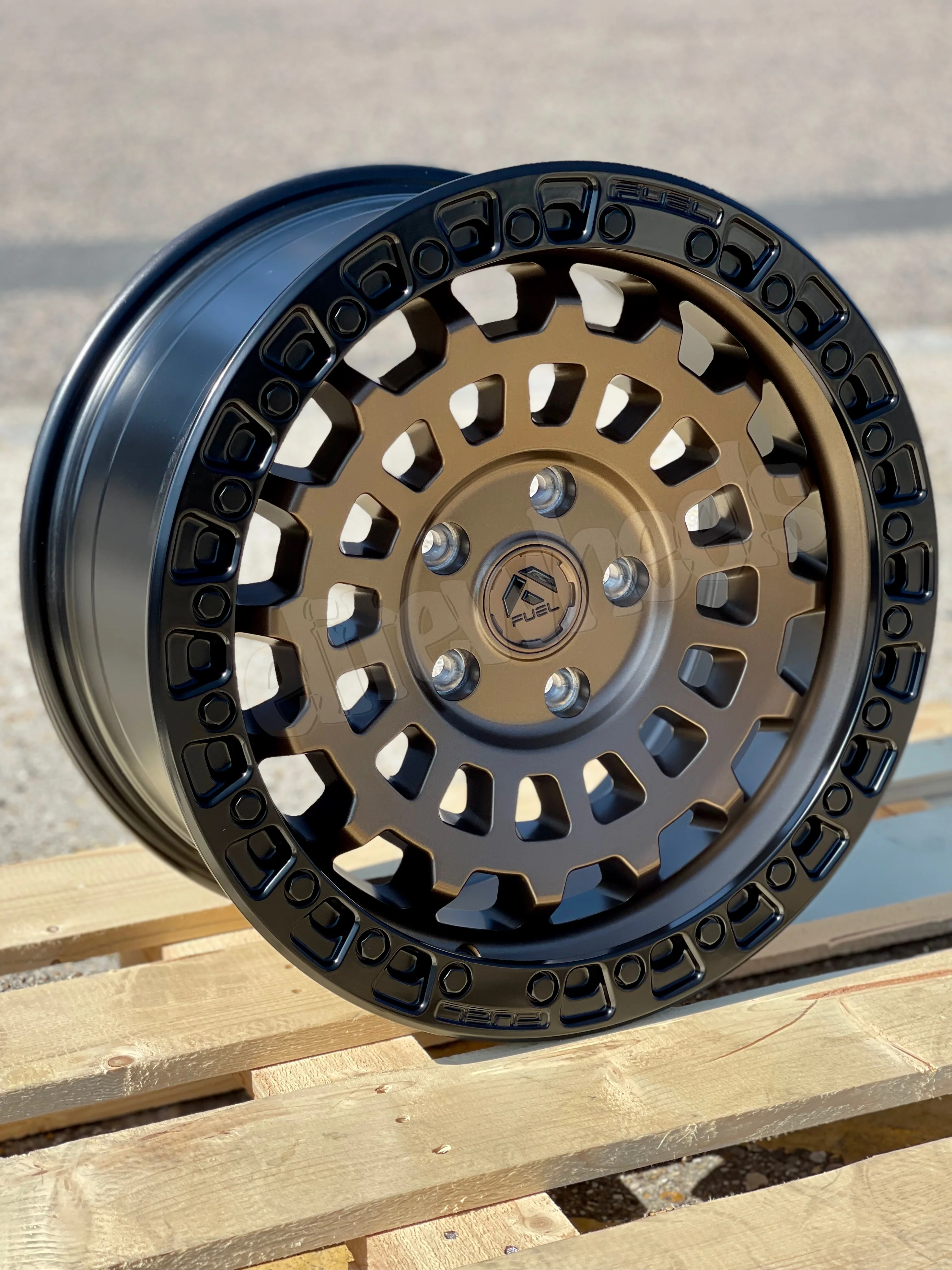 17" Volkswagen Transporter Fuel Zephyr Bronze Alloy Wheels - Image 5