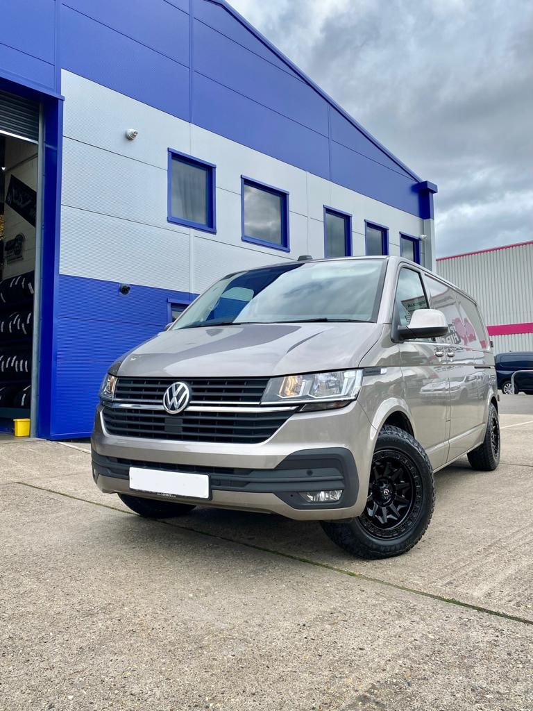 17" Volkswagen Transporter Fuel Covert Matt Black Alloy Wheels - Image 4