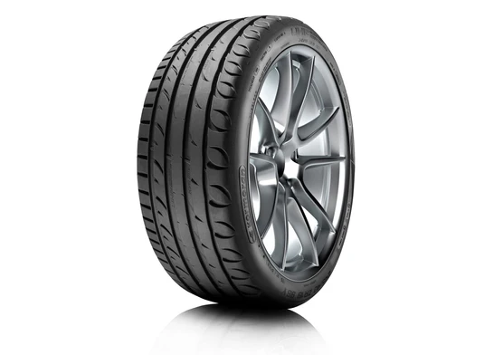 Wheel & Tyres Package( Wolfrace 71 Munich GTR Black Edition Gloss Raven Black + 235/40R19 KORMORAN UHP 96Y XL )